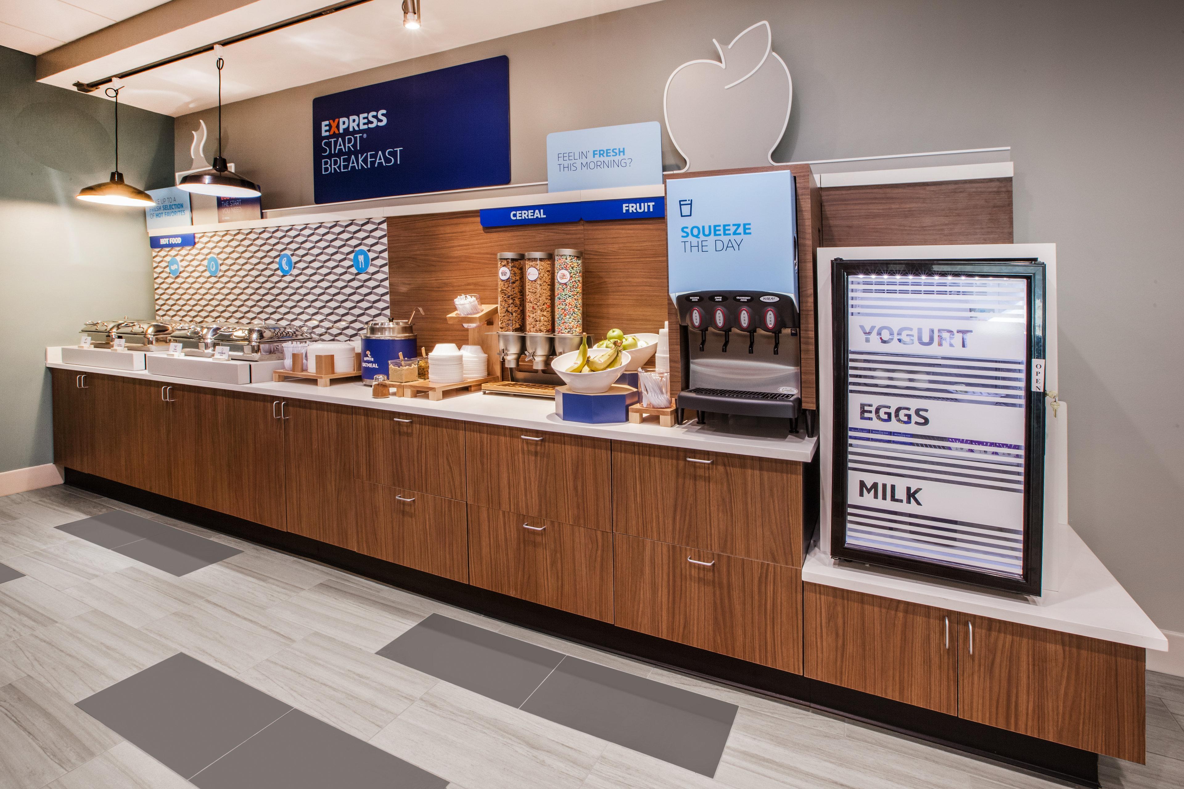 Holiday Inn Express Hotel & Suites Canton By Ihg Zewnętrze zdjęcie