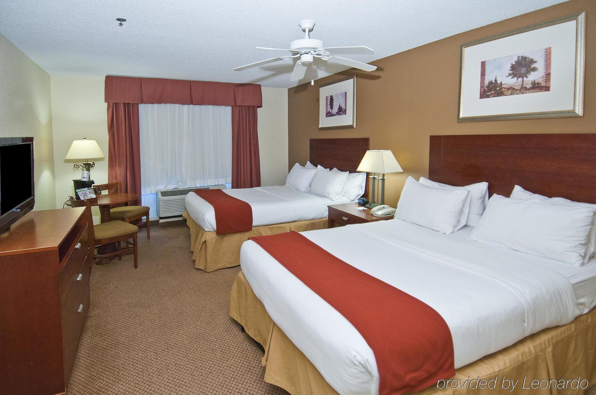 Holiday Inn Express Hotel & Suites Canton By Ihg Zewnętrze zdjęcie
