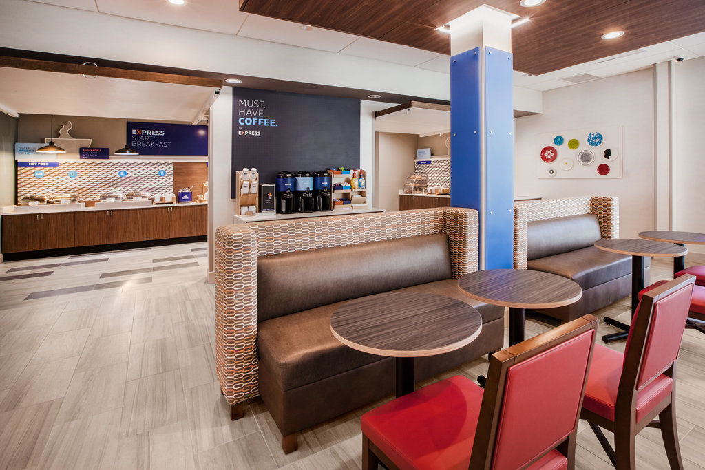 Holiday Inn Express Hotel & Suites Canton By Ihg Zewnętrze zdjęcie