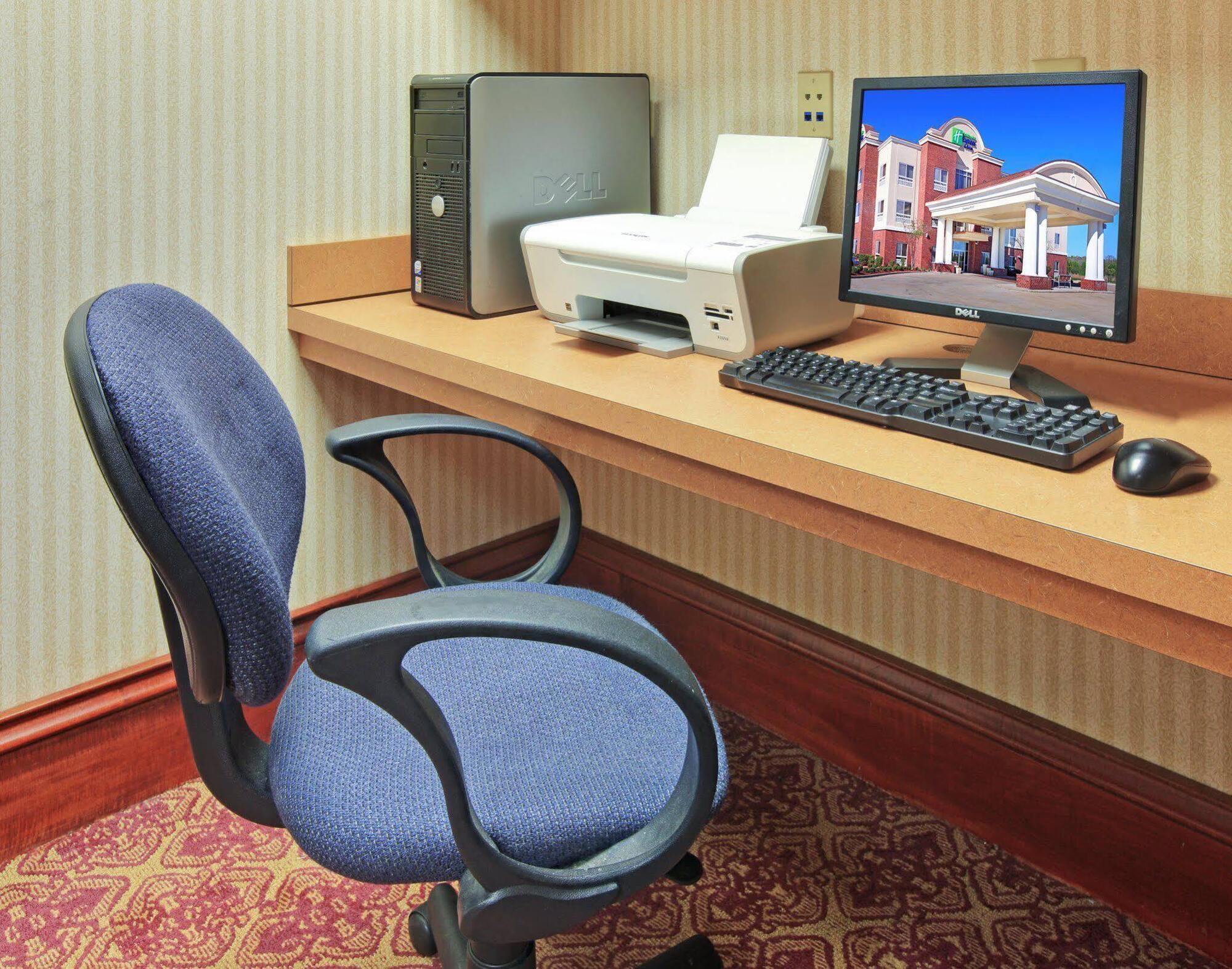 Holiday Inn Express Hotel & Suites Canton By Ihg Zewnętrze zdjęcie